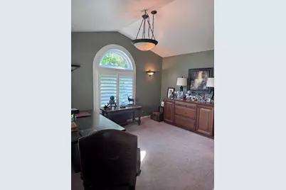 944 E Bernay Cir, Sandy, UT 84094 - Photo 25