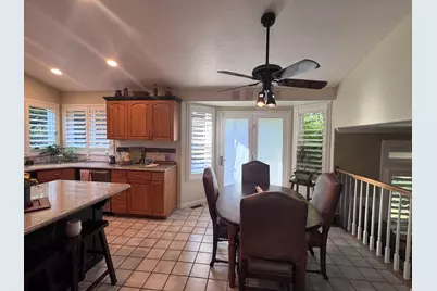 944 E Bernay Cir, Sandy, UT 84094 - Photo 31