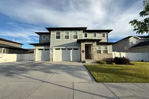 1867 W 2135 S, Woods Cross, UT 84087 - Photo 1