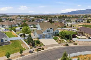 2038 E Ranch Dr, Eagle Mountain, UT 84005 - Photo 59