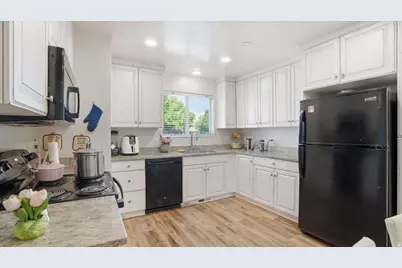 175 S 100 E, Heber City, UT 84032 - Photo 11