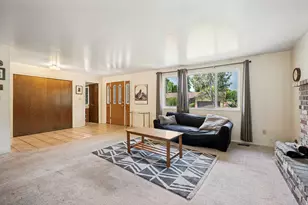 222 E 4200 N, Provo, UT 84604 - Photo 7