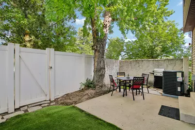 78 E 735 S, Centerville, UT 84014 - Photo 25