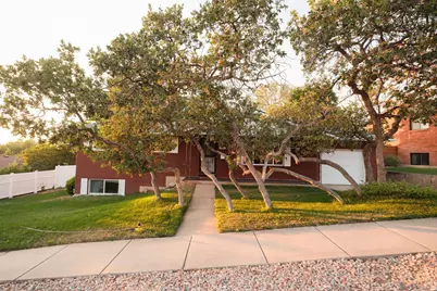 521 E 1650 S, Bountiful, UT 84010 - Photo 3