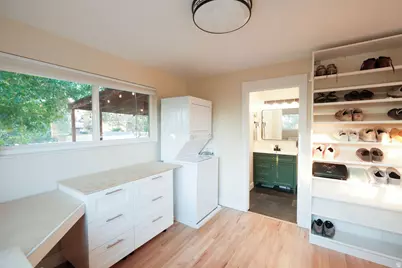 521 E 1650 S, Bountiful, UT 84010 - Photo 23