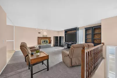 9545 S Robins Way, Sandy, UT 84094 - Photo 11