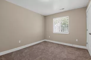 133 E Commonwealth Ave, South Salt Lake, UT 84115 - Photo 27