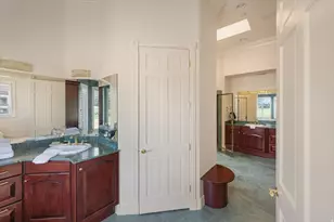 2726 E Wasatch Dr, Salt Lake City, UT 84108 - Photo 51