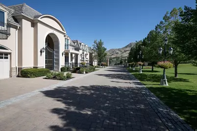 2726 E Wasatch Dr #19, Salt Lake City, UT 84108 - Photo 7