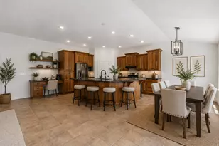 807 W 2240 N, Pleasant Grove, UT 84062 - Photo 11