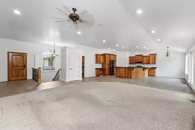 807 W 2240 N, Pleasant Grove, UT 84062 - Photo 7