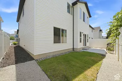 846 W Wellington Ave N, North Salt Lake, UT 84054 - Photo 25