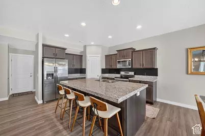 846 W Wellington Ave N, North Salt Lake, UT 84054 - Photo 7