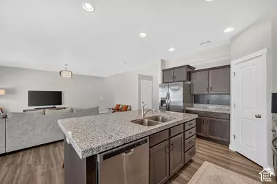 846 W Wellington Ave N, North Salt Lake, UT 84054 - Photo 9