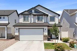 846 W Wellington Ave N, North Salt Lake, UT 84054 - Photo 1