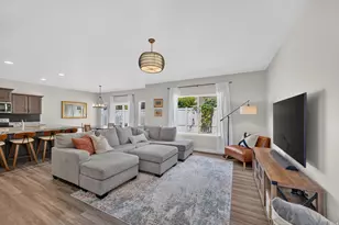 846 W Wellington Ave, North Salt Lake, UT 84054 - Photo 3