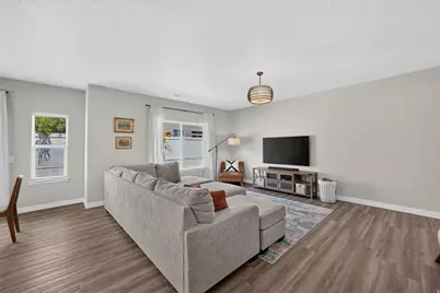 846 W Wellington Ave, North Salt Lake, UT 84054 - Photo 5