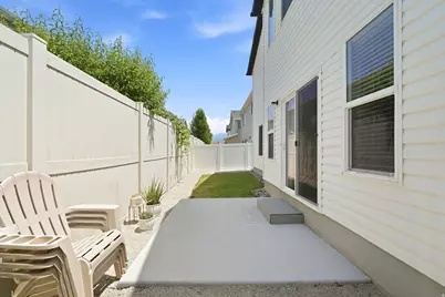 846 W Wellington Ave, North Salt Lake, UT 84054 - Photo 25