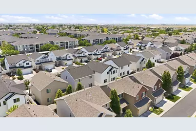 846 W Wellington Ave, North Salt Lake, UT 84054 - Photo 27