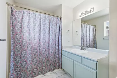 2034 S 1600 W, Woods Cross, UT 84087 - Photo 13