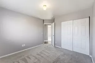 2034 S 1600 W, Woods Cross, UT 84087 - Photo 15
