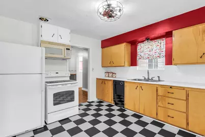 9147 W 3200 S, Magna, UT 84044 - Photo 19