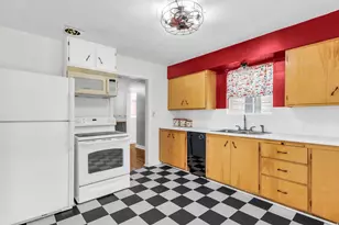 9147 W 3200 S, Magna, UT 84044 - Photo 19
