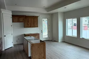 657 S 1600 W, Provo, UT 84601 - Photo 3