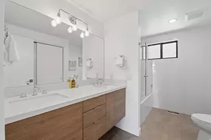 2199 S Scenic Dr, Salt Lake City, UT 84109 - Photo 19