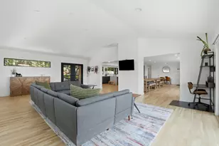 2199 S Scenic Dr, Salt Lake City, UT 84109 - Photo 11