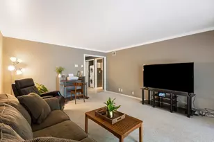2199 E Carriage Ln, Salt Lake City, UT 84117 - Photo 7