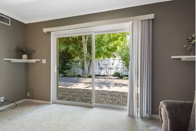 2199 E Carriage Ln #4, Salt Lake City, UT 84117 - Photo 5