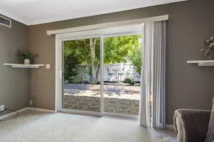 2199 E Carriage Ln, Salt Lake City, UT 84117 - Photo 5