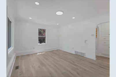 2830 S 2300 E, Salt Lake City, UT 84109 - Photo 5