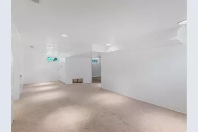 2830 S 2300 E, Salt Lake City, UT 84109 - Photo 13