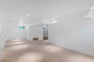 2830 S 2300 E, Salt Lake City, UT 84109 - Photo 13