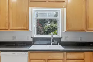 2830 S 2300 E, Salt Lake City, UT 84109 - Photo 11