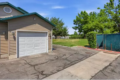 826 E 760 N, Ogden, UT 84404 - Photo 35