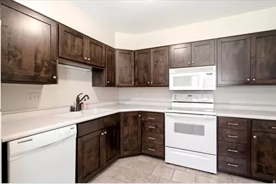 330 Pin Oak Ln W, Kaysville, UT 84037 - Photo 9
