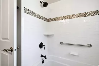 330 Pin Oak Ln W, Kaysville, UT 84037 - Photo 17
