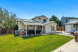 6902 S Lynaria Ct, West Jordan, UT 84081 - Photo 23