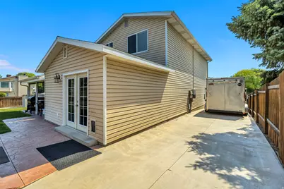 6902 S Lynaria Ct, West Jordan, UT 84081 - Photo 25