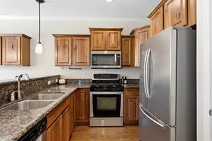 42 S 1460 W, Pleasant Grove, UT 84062 - Photo 9