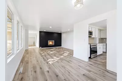 2837 S Davis Blvd E, Bountiful, UT 84010 - Photo 9