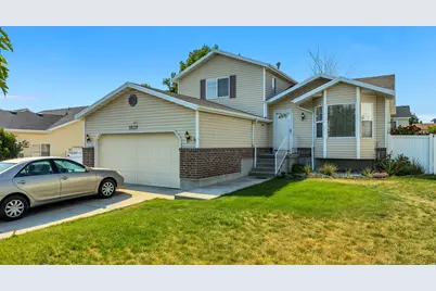 5529 Ridge Hollow Way, Kearns, UT 84118 - Photo 3