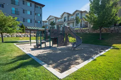 1055 W 1033 N #204, Orem, UT 84057 - Photo 5