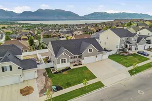 1498 S Loveland Ln, Saratoga Springs, UT 84045 - Photo 31
