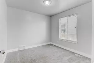 3787 N Tumwater Ln E, Eagle Mountain, UT 84005 - Photo 11