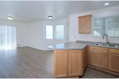 2101 N Aurora Way, Saratoga Springs, UT 84045 - Photo 7