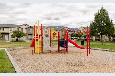504 W 1595 N #105, Logan, UT 84341 - Photo 25